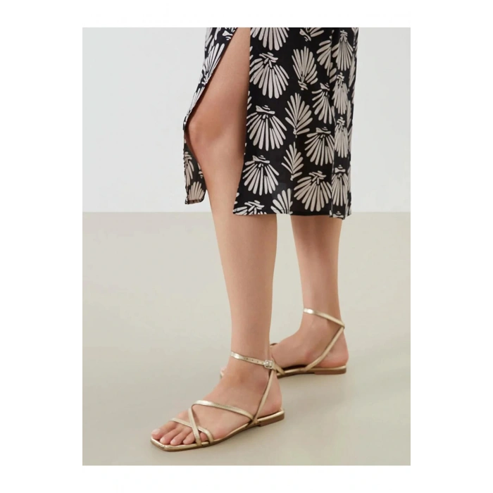 LCWAIKIKI Classic Siyah Beli Lastikli Desenli Yırtmaçlı Etek