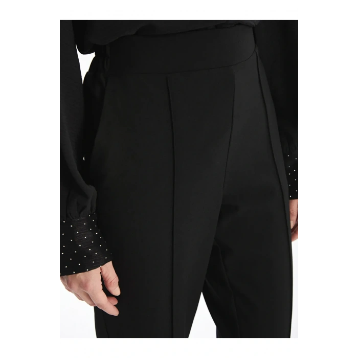 LCWAIKIKI Classic Siyah Beli Lastikli Kadın Cigarette Pantolon T T