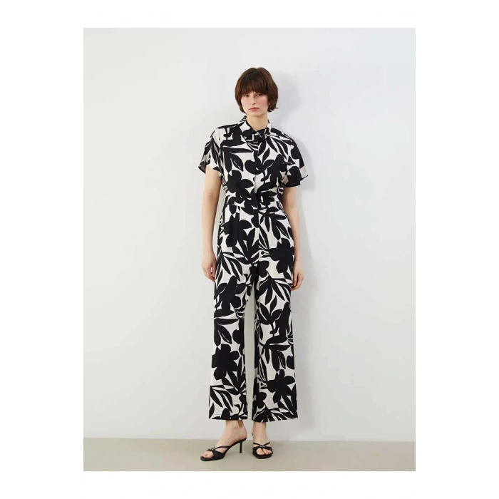 LCWAIKIKI Classic Siyah Gömlek Yaka Çiçekli Kadın Tulum