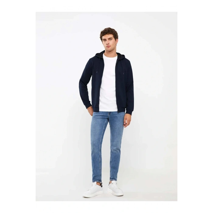 LCWAIKIKI ClassicLacivert Kapüşonlu Uzun Kollu Erkek Spor Hırka