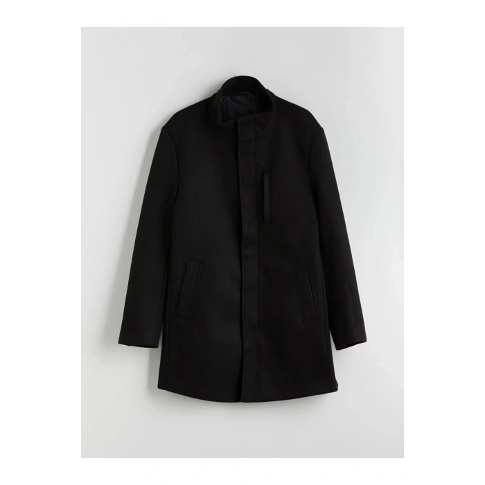 LCWAIKIKI ClassicSiyah Standart Kalıp Dik Yaka Erkek Kaşe Kaban