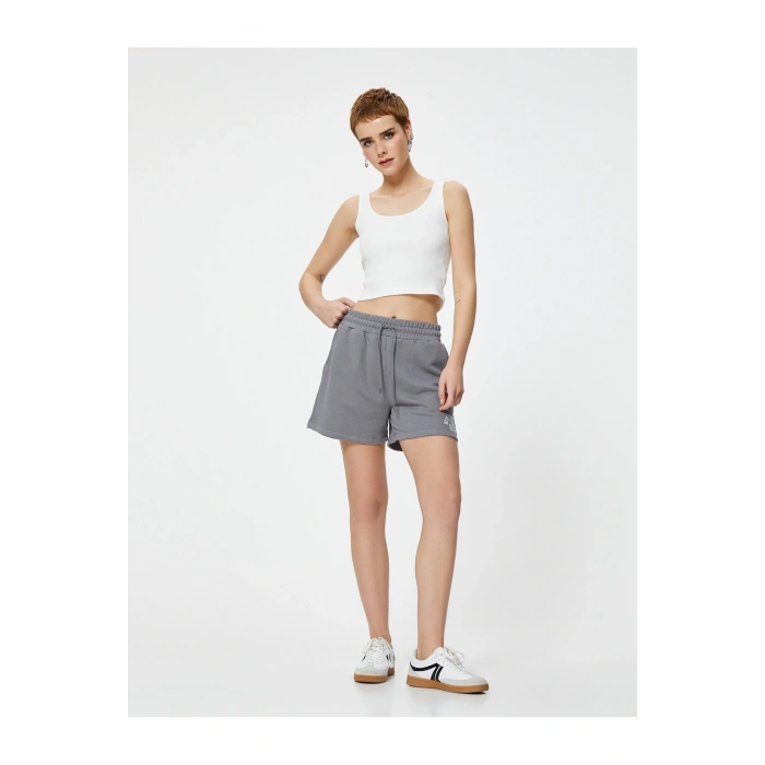 Mini Şort Rahat Kalıp Beli Bağlamalı Cepli Baskı Detaylı