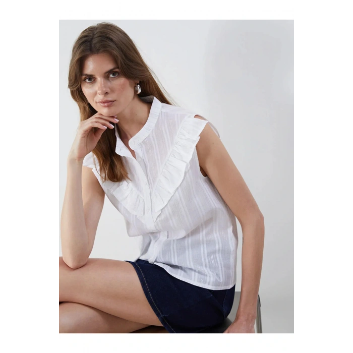 Natuvera Beyaz Hakim Yaka Çizgili Kadın Gömlek
