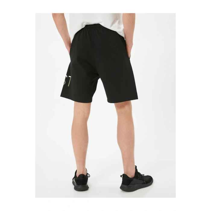 Oversize Spor Şort Slogan Baskılı Beli Bağcıklı Cepli Çelikli İnterlok Kumaş