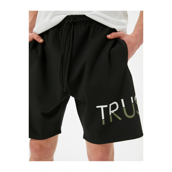 Oversize Spor Şort Slogan Baskılı Beli Bağcıklı Cepli Çelikli İnterlok Kumaş