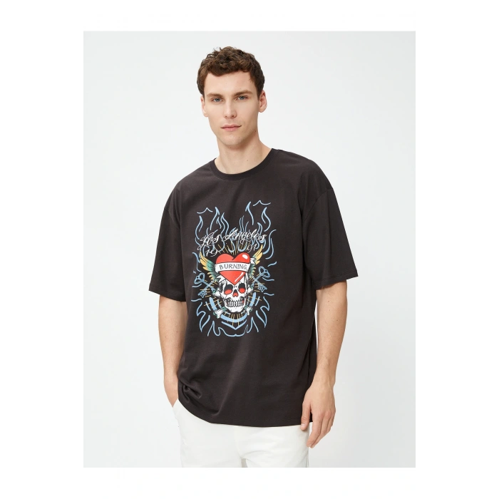 Oversize Tişört Kuru Kafa Baskılı Bisiklet Yaka Pamuklu