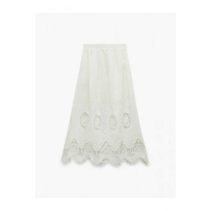 Pamuklu Astarlı Brode Detaylı Fistolu Midi Kloş Etek