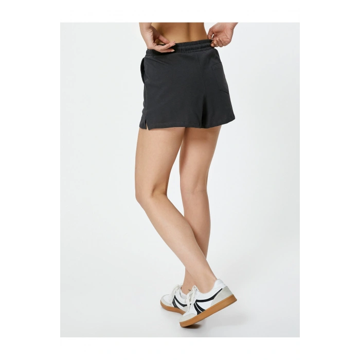 Pamuklu Mini Şort Cepli Beli Bağlamalı