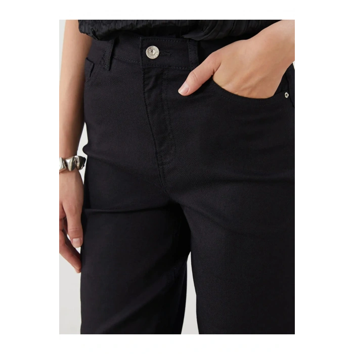 Slim Fit Kadın Jean Pantolon