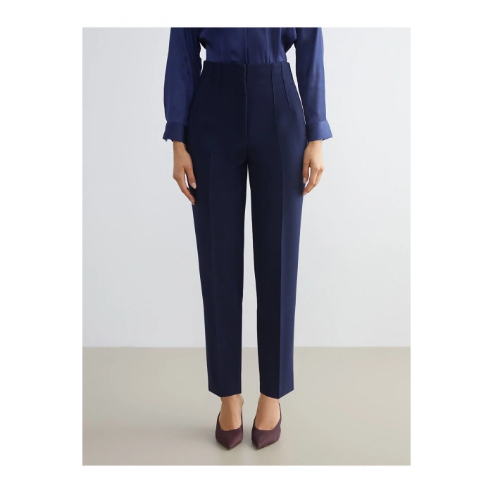 Standart Fit Kadın Cigarette Pantolon