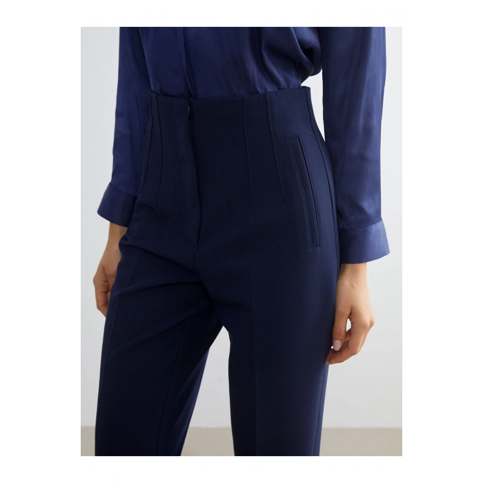 Standart Fit Kadın Cigarette Pantolon