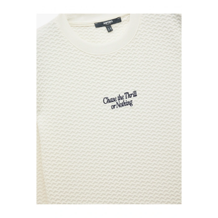 Uzun Kollu Bisiklet Yaka Dokulu İşlemeli Sweatshirt