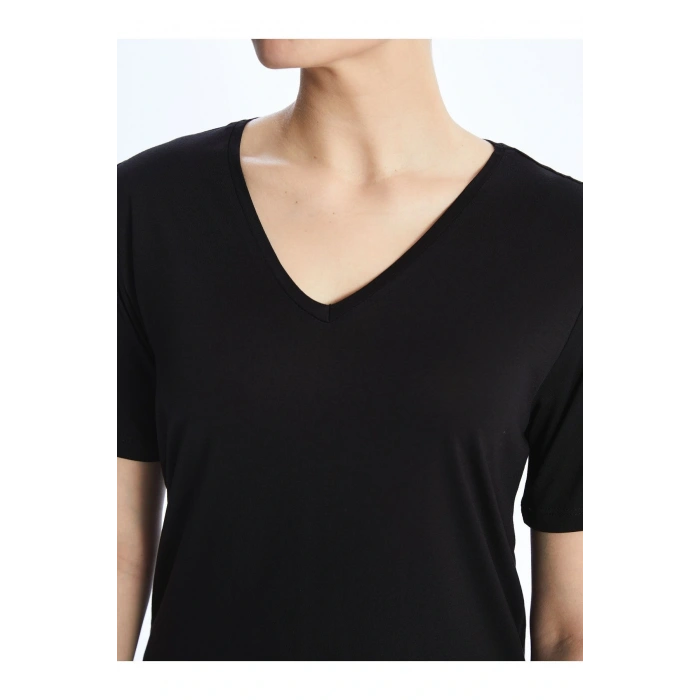 V Yaka Düz Kısa Kollu Kadın Tişört