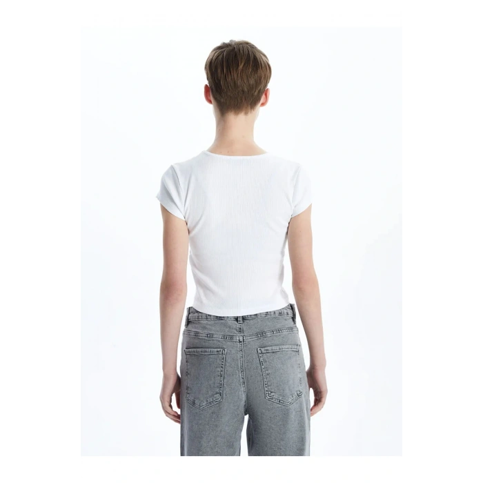 XSIDE Beyaz Bisiklet Yaka Dokulu Kadın Crop T T