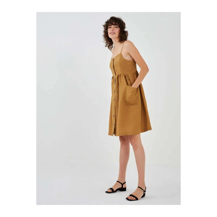 XSIDEBej Askılı Cep Detaylı Önden Düğmeli Kadın Elbise