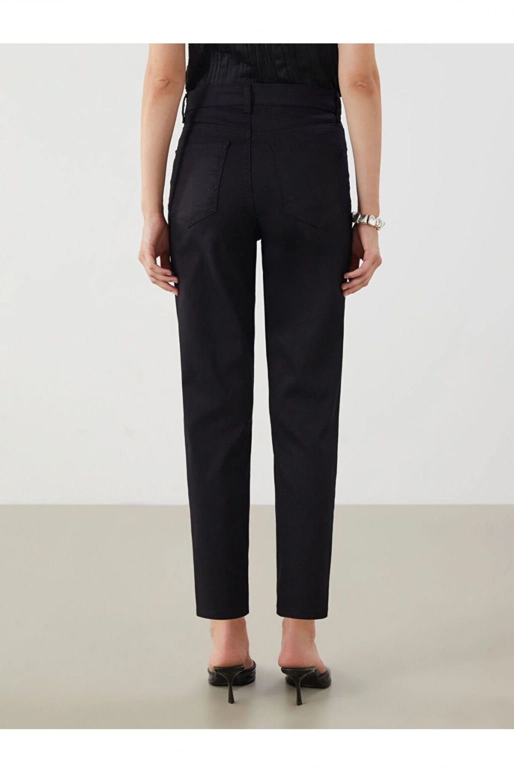 LCWAIKIKI Classic Slim Fit Kadın Jean Pantolon