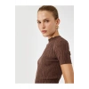 Kısa Kollu Bisiklet Yaka Büzgülü Dokulu Triko Kazak