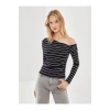 LCW Vision Siyah Kayık Yaka Çizgili Kadın Body
