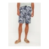 LCWAIKIKI Classic Diz Hizası Boy Desenli Erkek Deniz Şortu