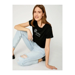 Kadın Bisiklet Yaka Kisa Kollu T-Shirt