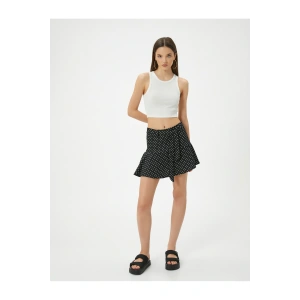 Puantiyeli Mini Şort Etek Kemer Detaylı Rahat Kalıp Bürümcük