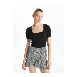 LCW Vision Kare Yaka Düz Kısa Kollu Kadın Bluz