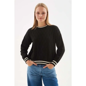 Baklava Desen Kazak Siyah