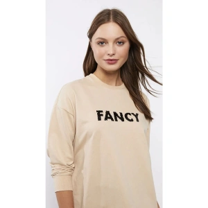 Classic Bisiklet Yaka Nakışlı Uzun Kollu Oversize Kadın Tunik