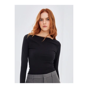 Kayık Yaka Düz Uzun Kollu Kadın Body