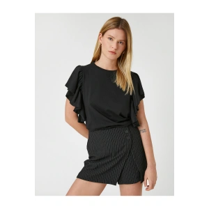 Kolları Volanlı Tişört Bisiklet Yaka Pamuklu