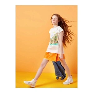 LCW Kids Ekru Bisiklet Yaka Baskılı Kız Çocuk Atlet