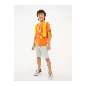 LCW Kids Yeşil Beli Lastikli Basic Erkek Çocuk Şort