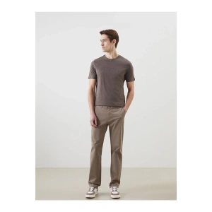 LCWAIKIKI Classic Bej Standart Kalıp Gabardin Erkek Chino Pantolon