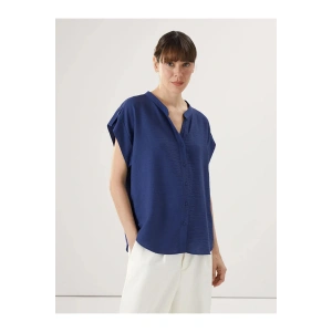 LCWAIKIKI Classic Kaçık Yaka Oversize Kadın Bluz