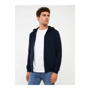 LCWAIKIKI ClassicLacivert Kapüşonlu Uzun Kollu Erkek Spor Hırka