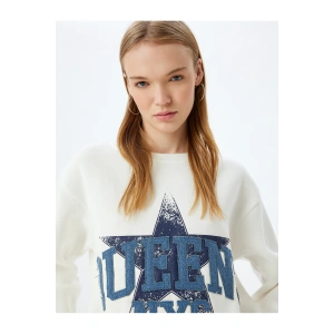 Oversize Sweatshirt Bisiklet Yaka Kolej İşlemeli Şardonlu