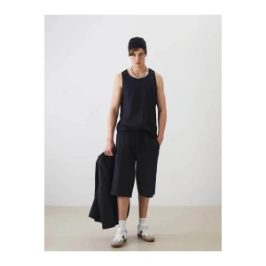 XSIDE Siyah Rahat Kalıp Erkek Şort