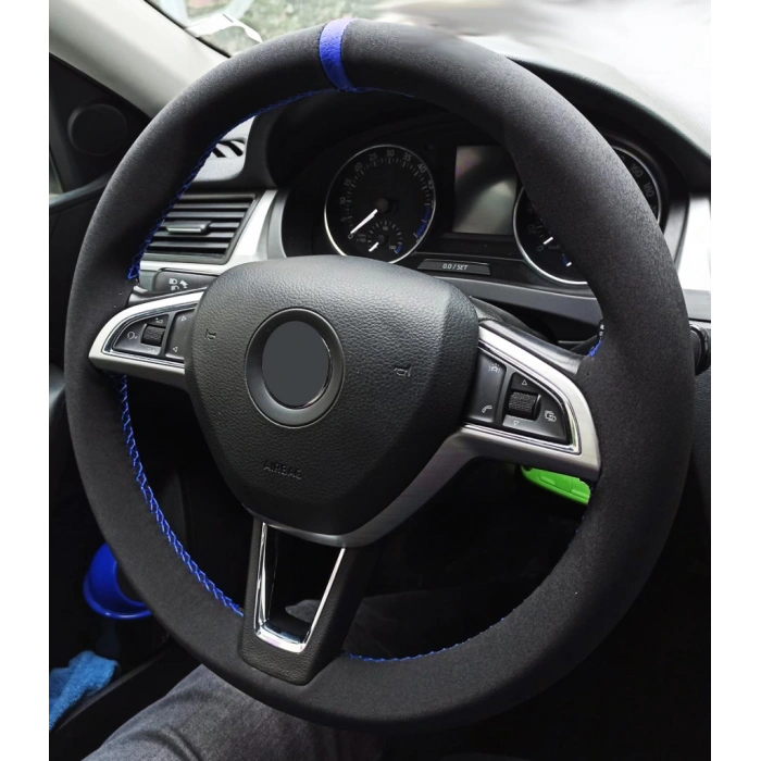 Toptan Alcantra/Nubuk Dİkme Direksiyon Kılıfı Yüzüklü Model Kutulu Ürün