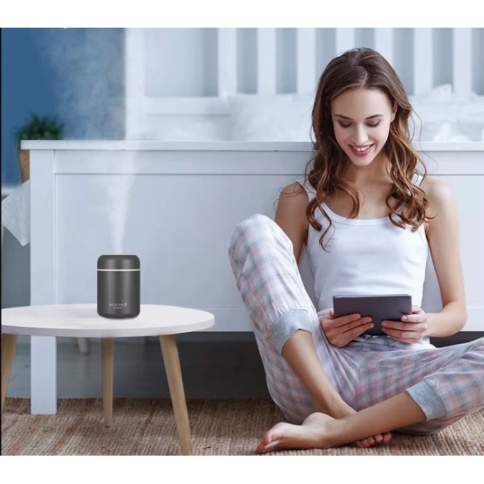 Toptan Araç İçi Nemlendirici 300ml H2o Rgb Kablolu Siyah Buhardanlık