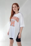 Beyaz Harvard Logo Yırtmaçlı Oversize Tshirt