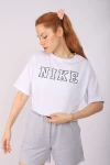 Beyaz Yazı Kesik Crop Tshirt