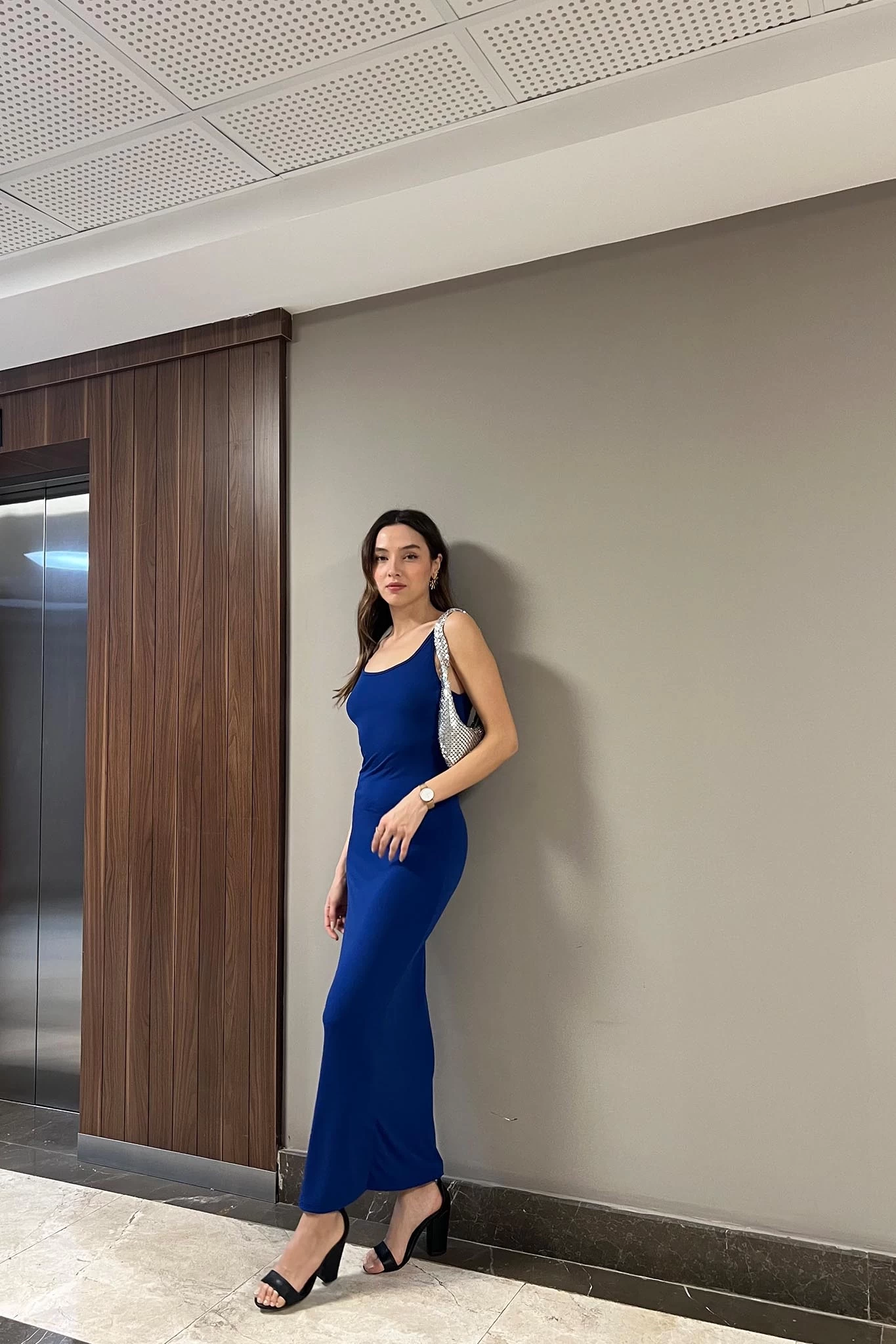 Askılı Sırtı Açık Maxi Elbise Mavi