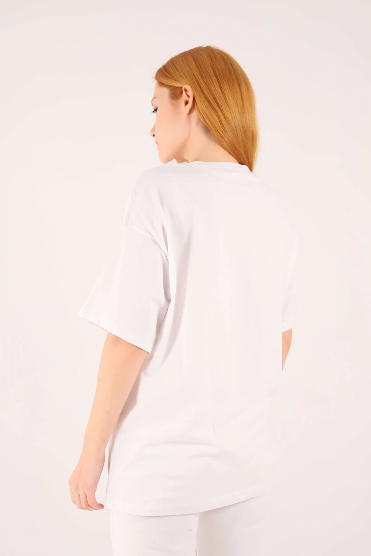 Beyaz Boston Baskılı Unisex Tshirt