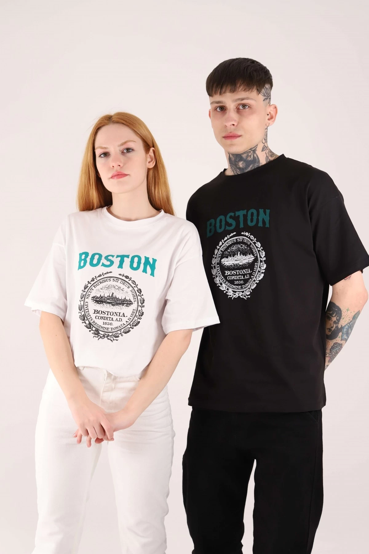 Beyaz Boston Baskılı Unisex Tshirt