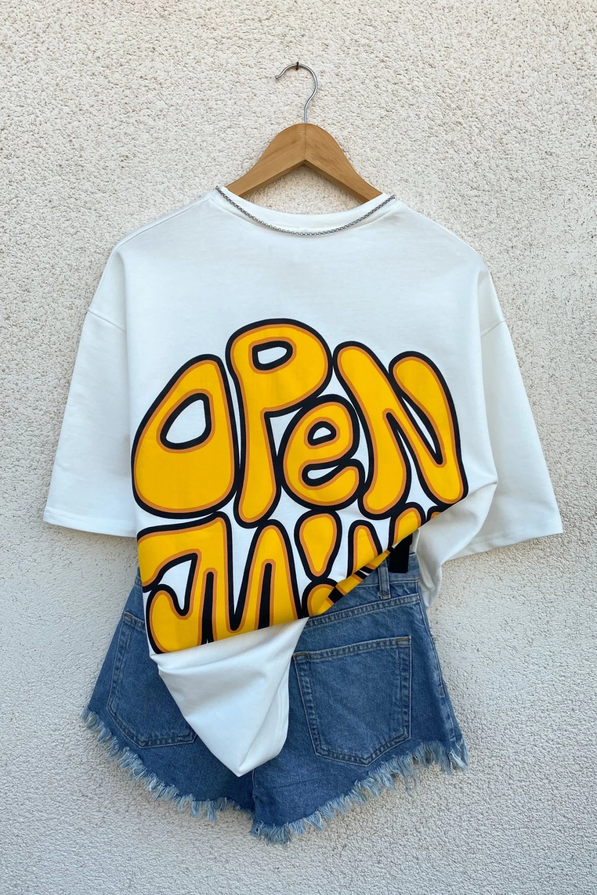 Beyaz Open Mind Sırt Baskılı Unisex Tshirt