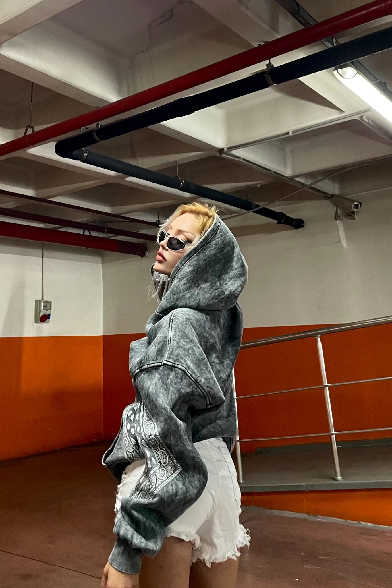 Etnik Detay Yıkamalı Oversize Kapşonlu Unisex Hırka Gri
