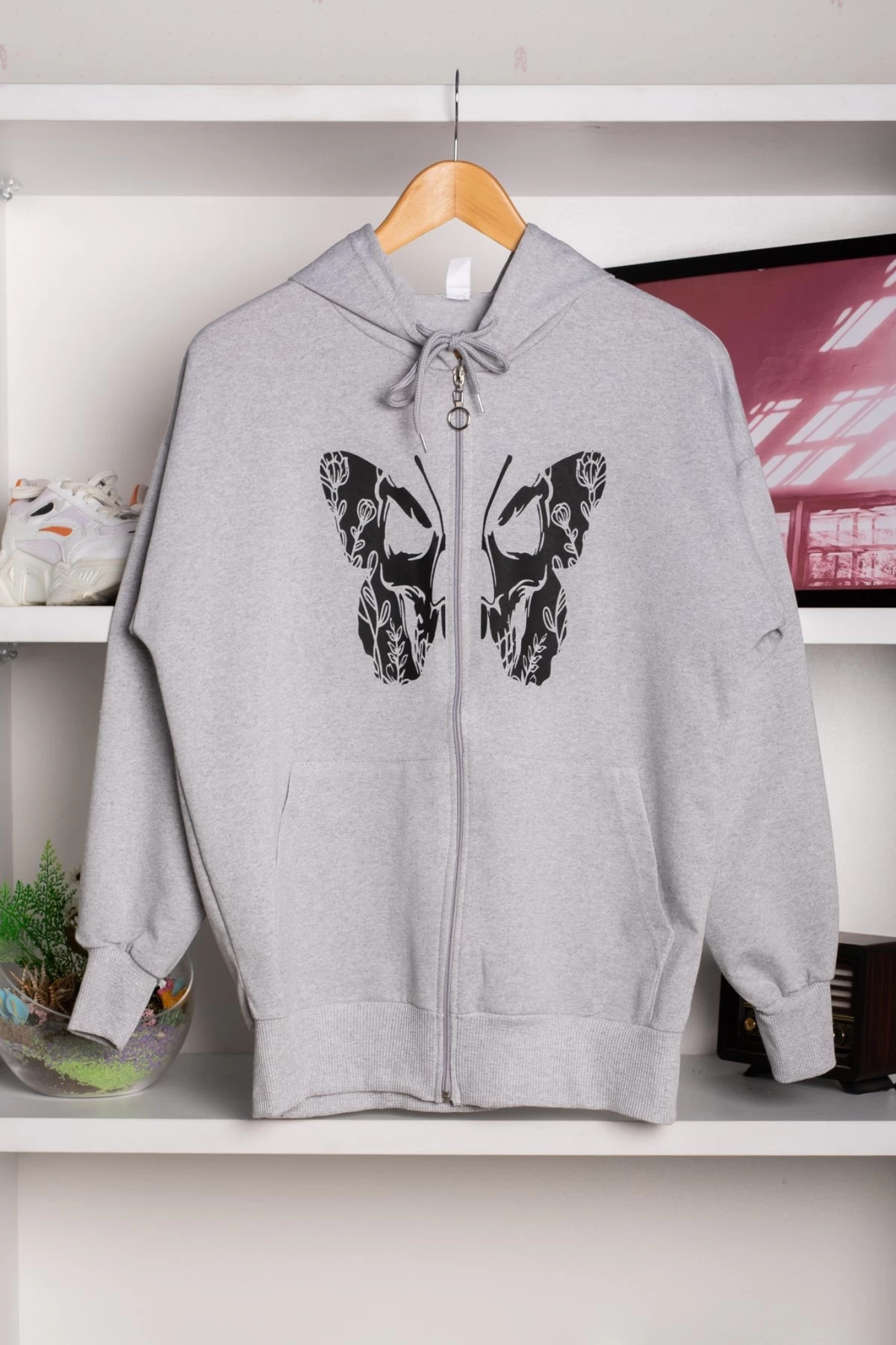 Gri Butterfly Unisex Sweatshirt