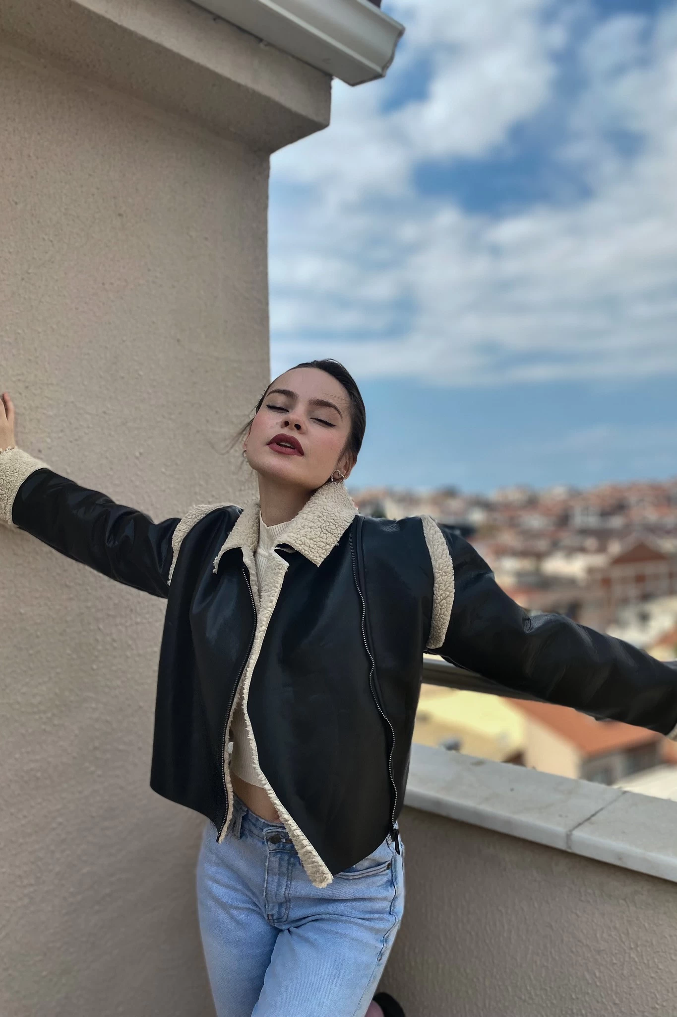 İçi Peluş Fermuarlı Unisex Deri Mont Siyah