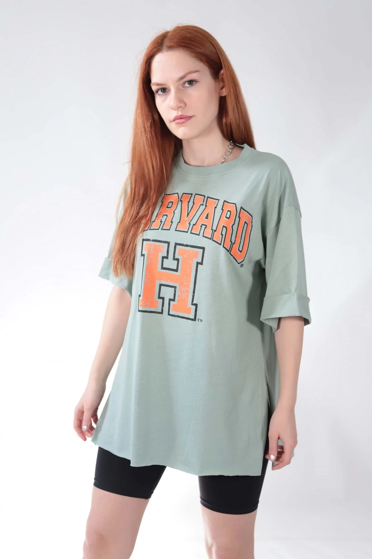 Mint Harvard Logo Yırtmaçlı Oversize Tshirt