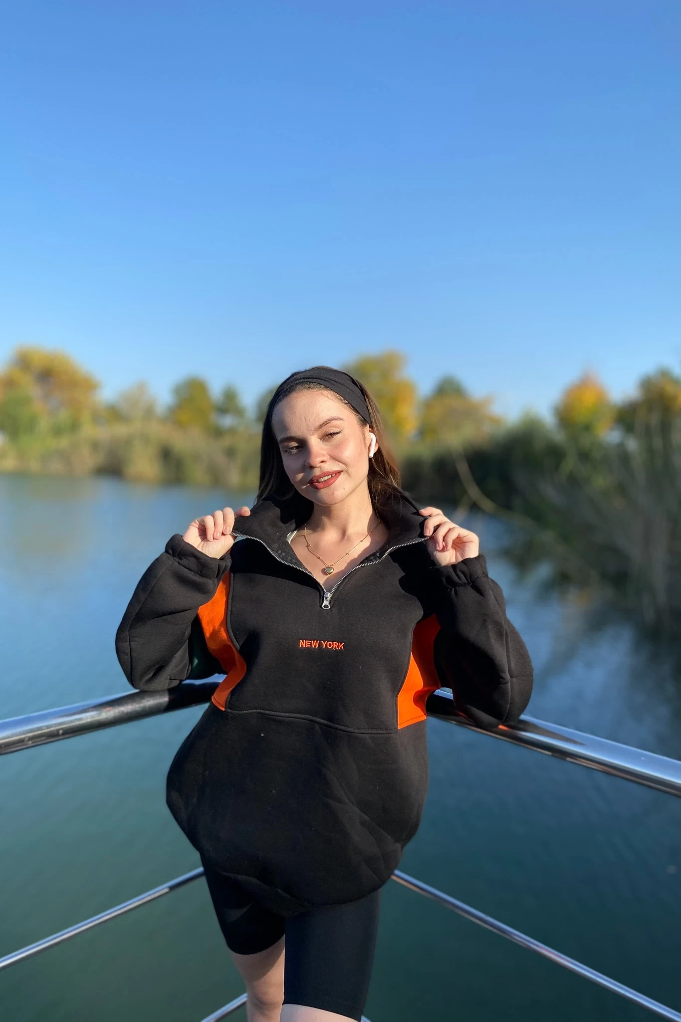 New York Nakışlı Parçalı Unisex Sweatshirt Siyah